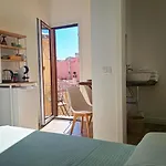 Domo Ulleri Πανσιόν