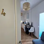 Domo Ulleri Гостьовий будинок