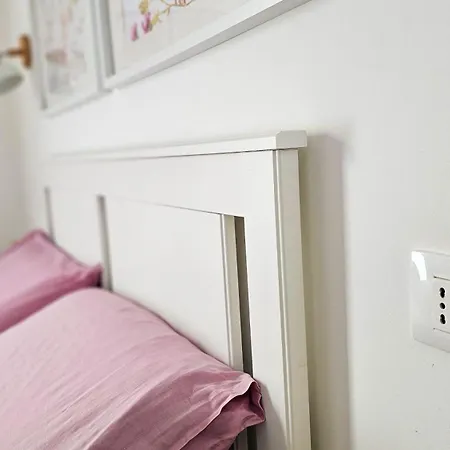 Domo Ulleri ゲストハウス 3*