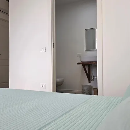 Domo Ulleri 3*
