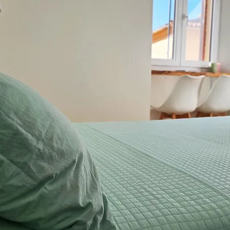 Domo Ulleri Guest house