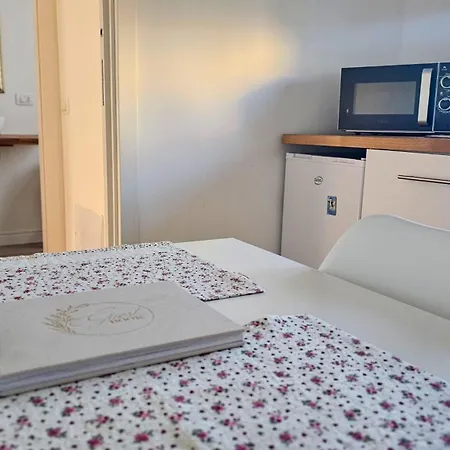 Domo Ulleri Гостевой дом Ольбия