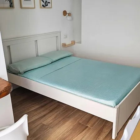 ゲストハウス Domo Ulleri